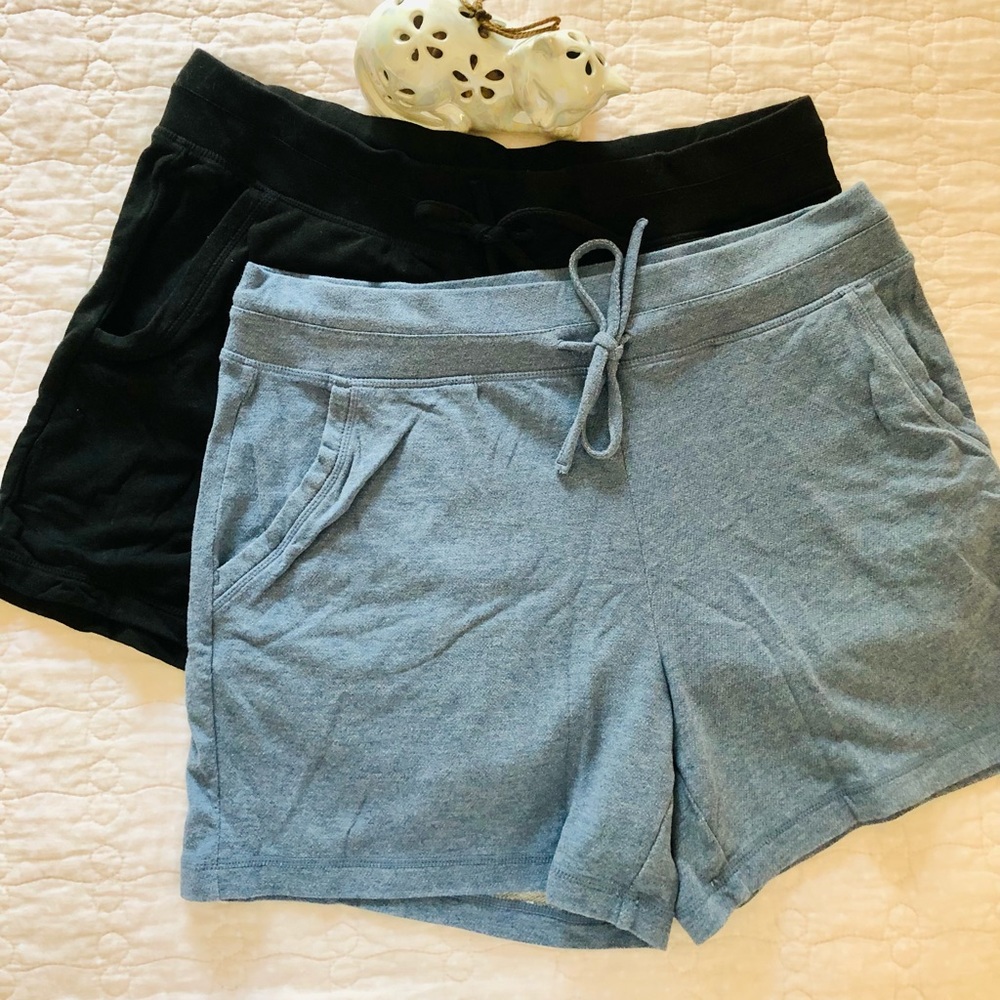 32 Degree Blue & Black Shorts